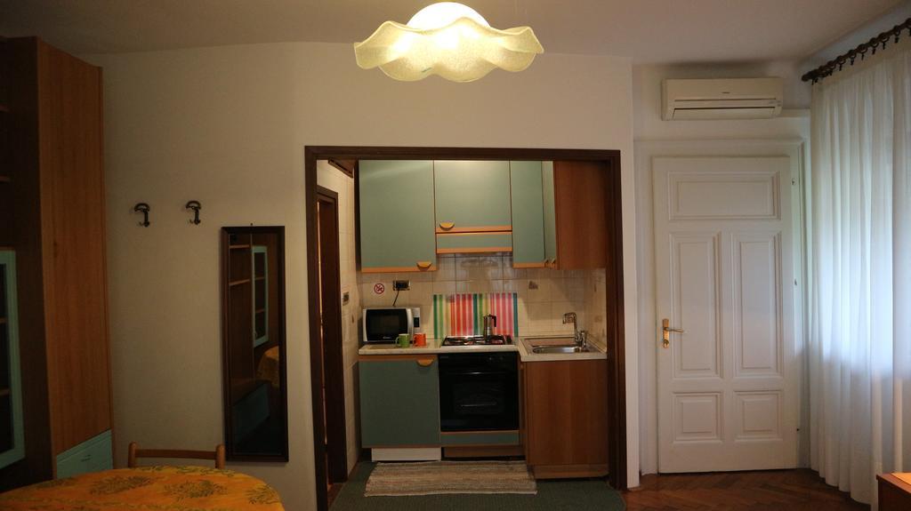 Apartments Ines Komel Opatija Exterior photo